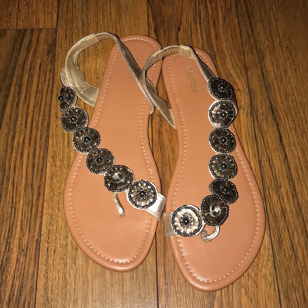 NWOT Super cute beaded sandals!